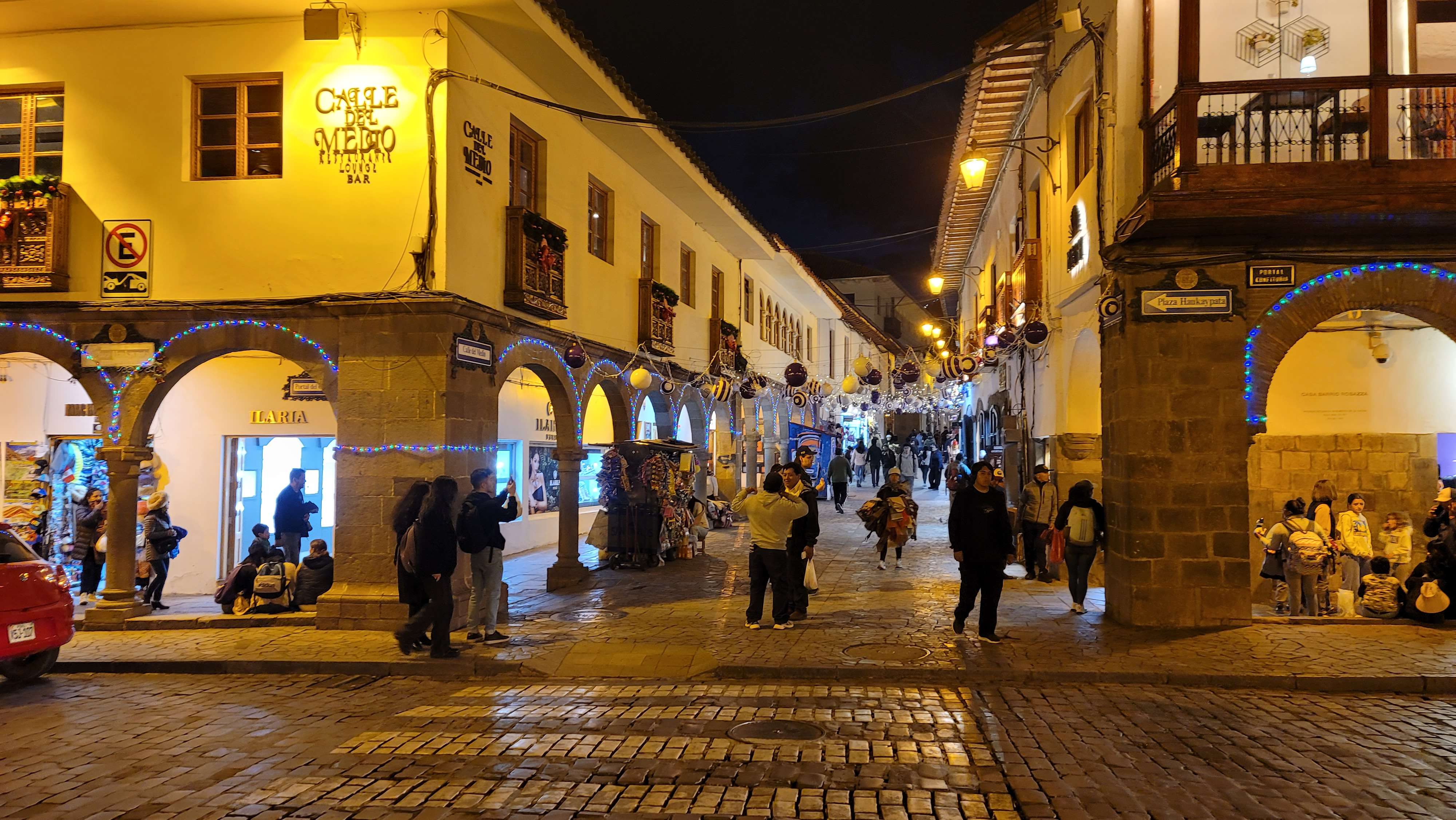 Plaza Mayor de Cusco at the night