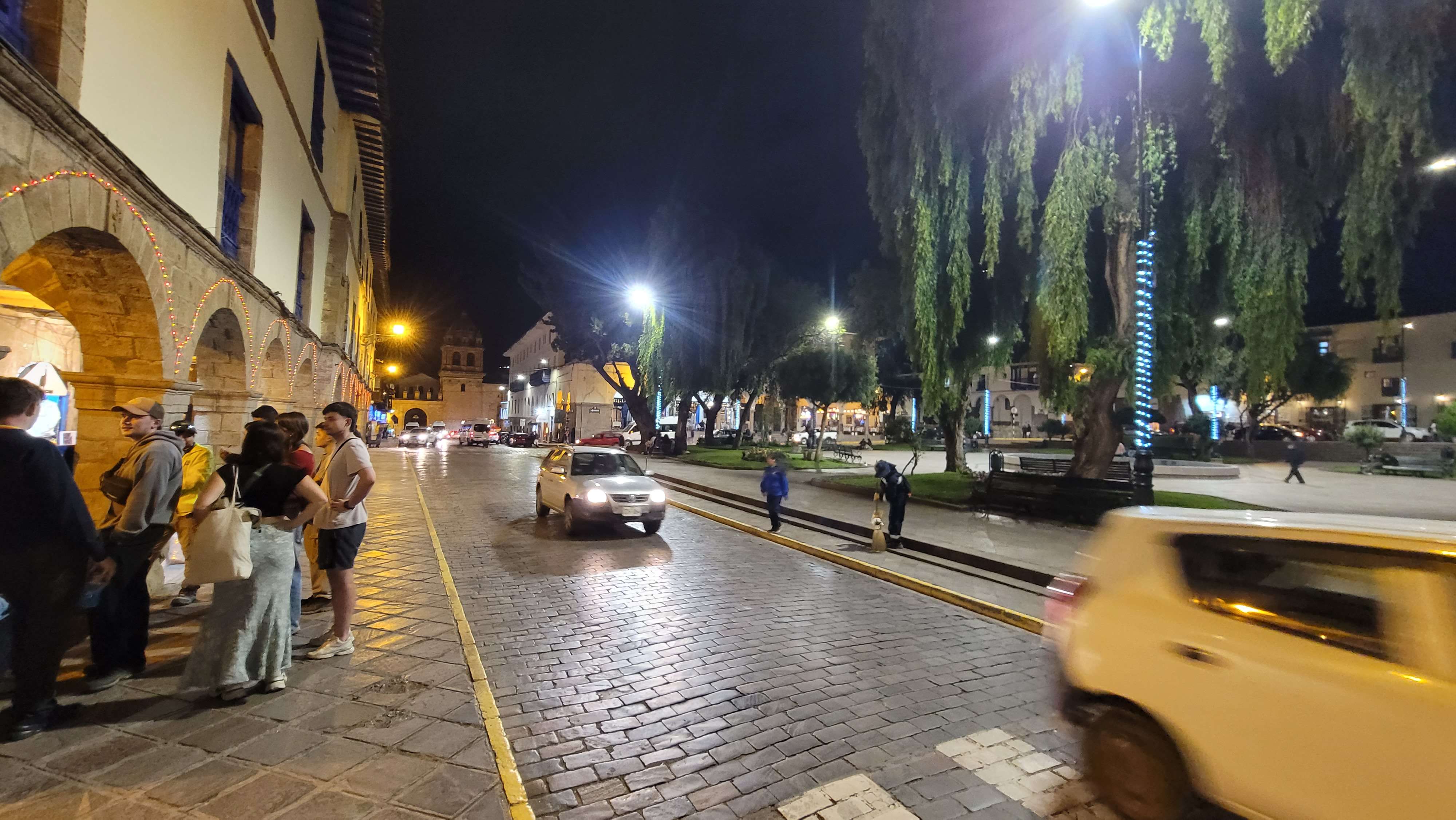 Plaza Mayor de Cusco at the night