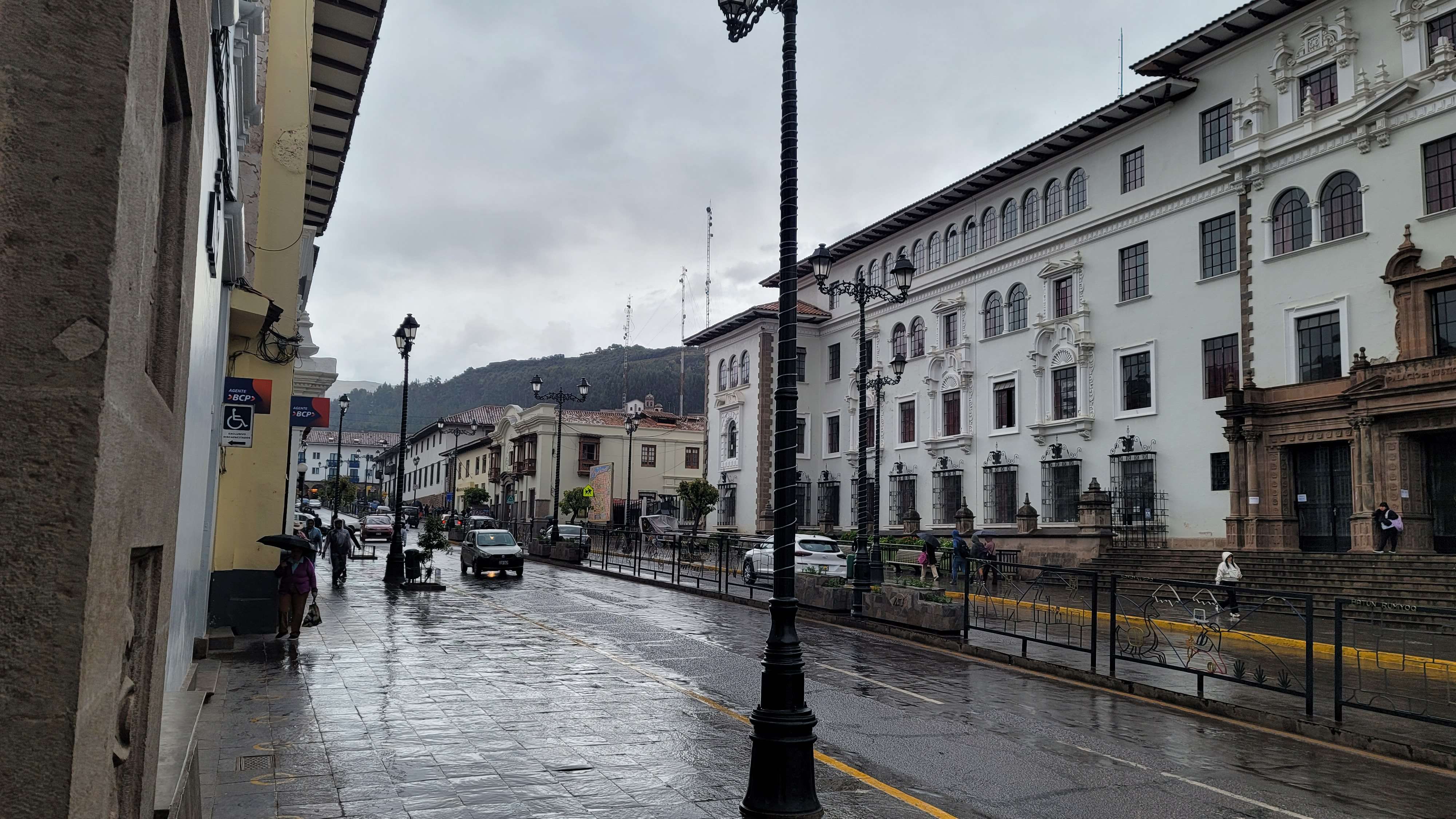 best place to do money exchange in cusco