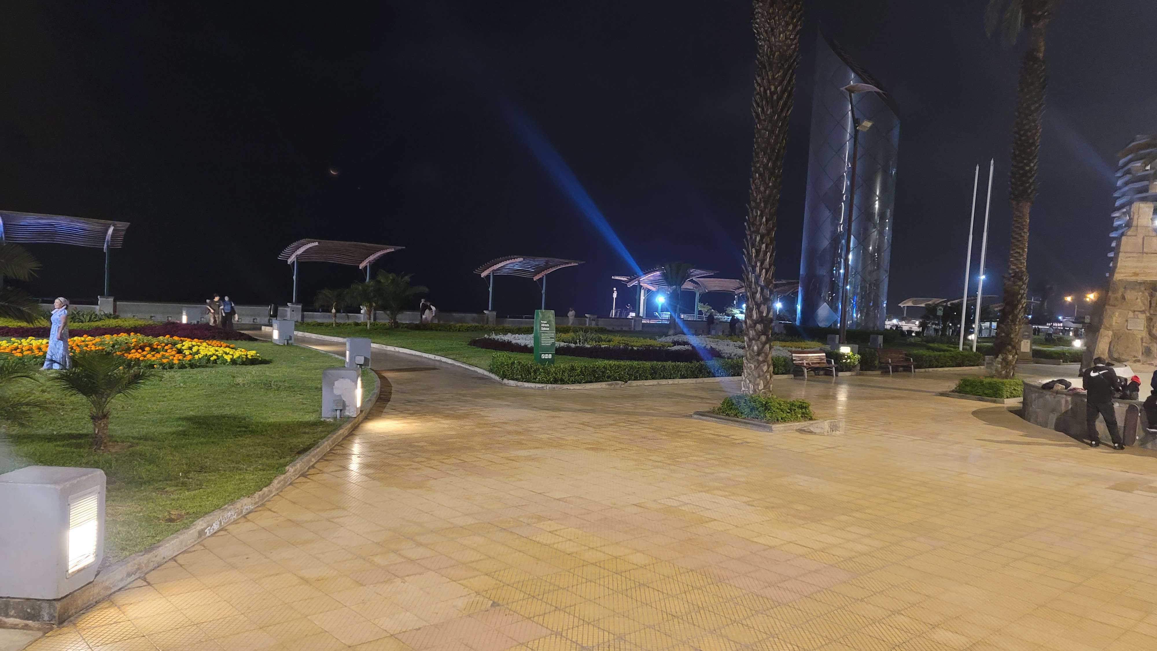 Miraflores at the night by the larcomar