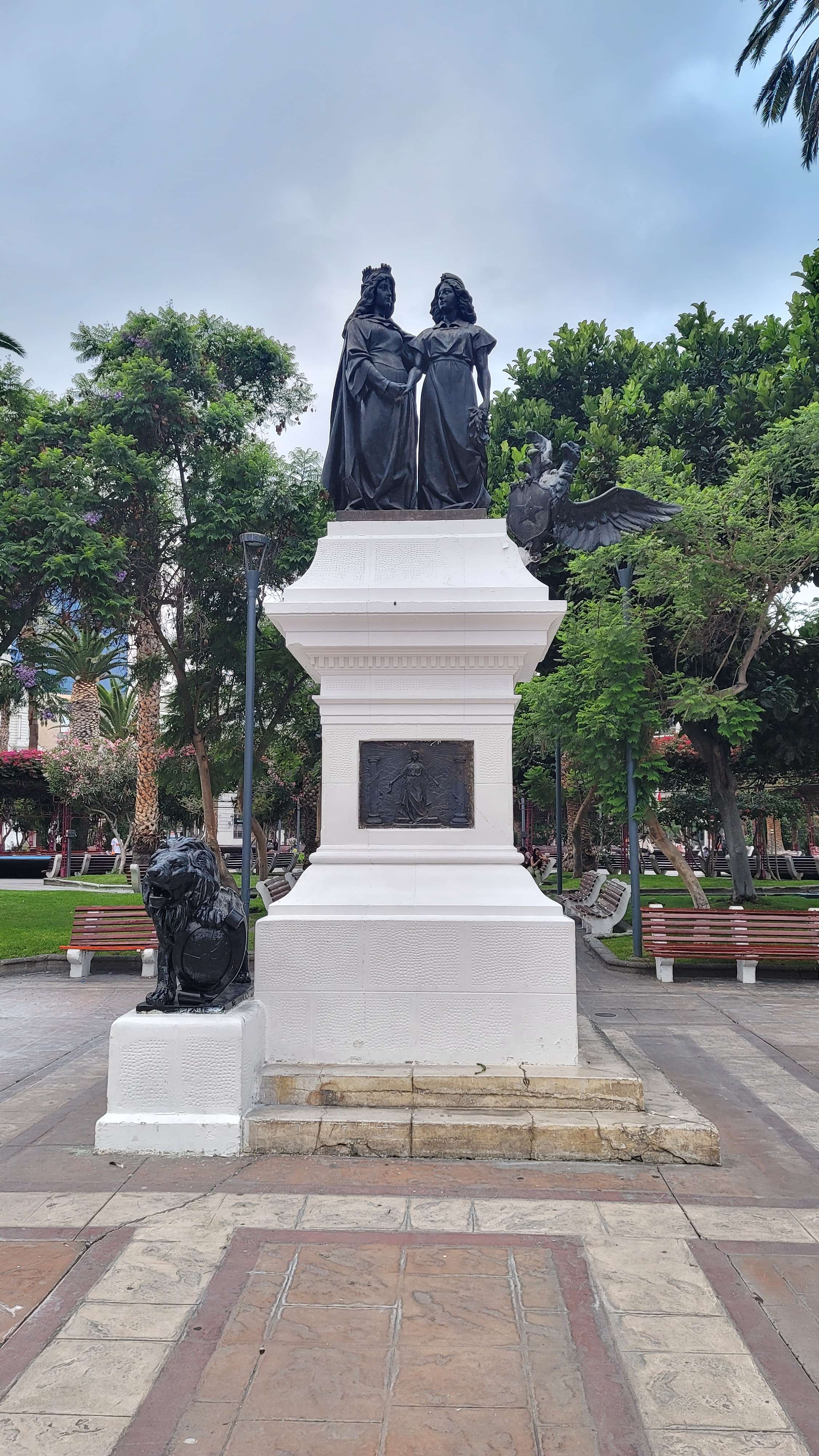 Plaza Coln Antofagasta chile pictures