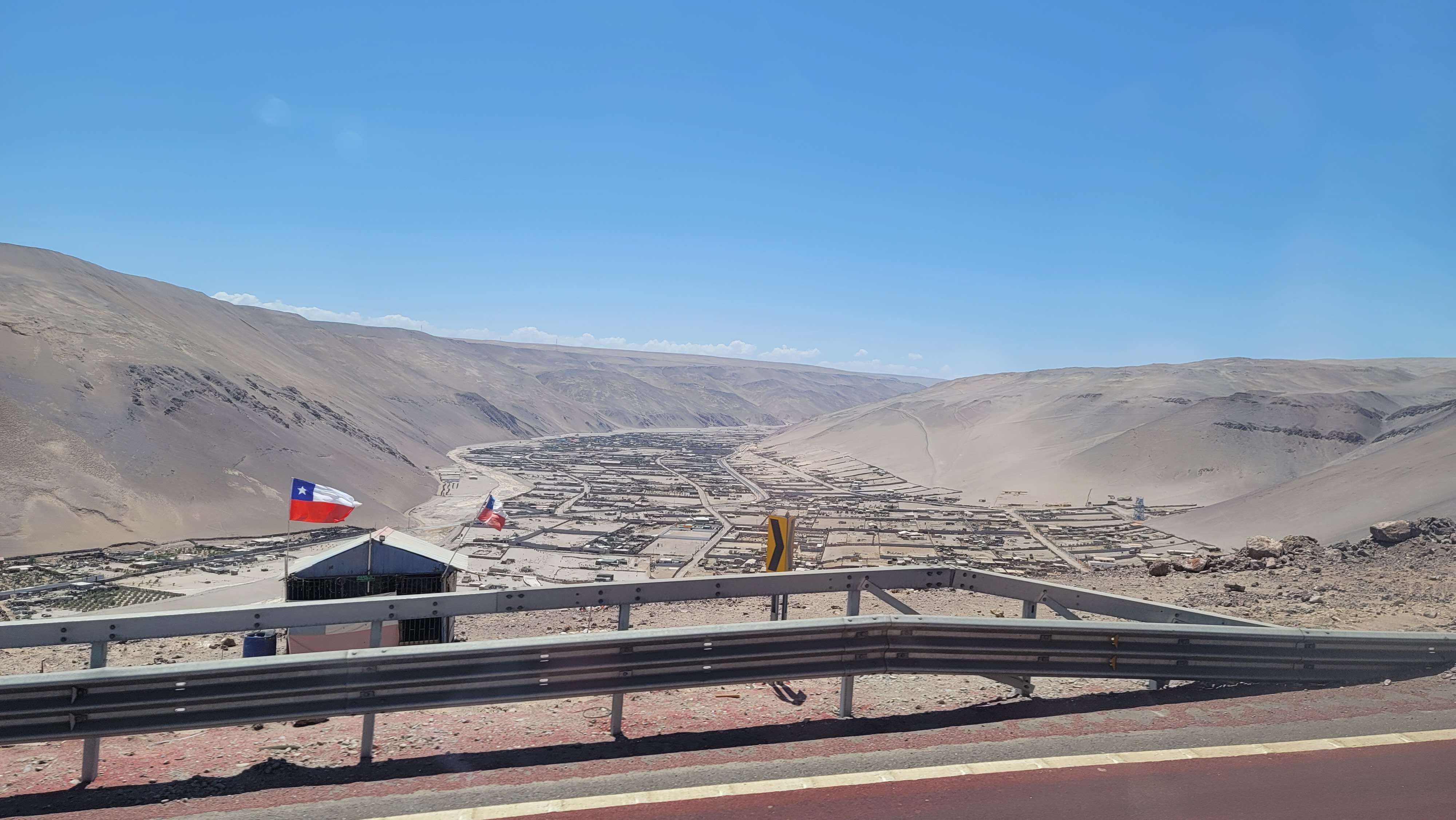 Traveling from Arica Chile to lquique chile by bus experienc