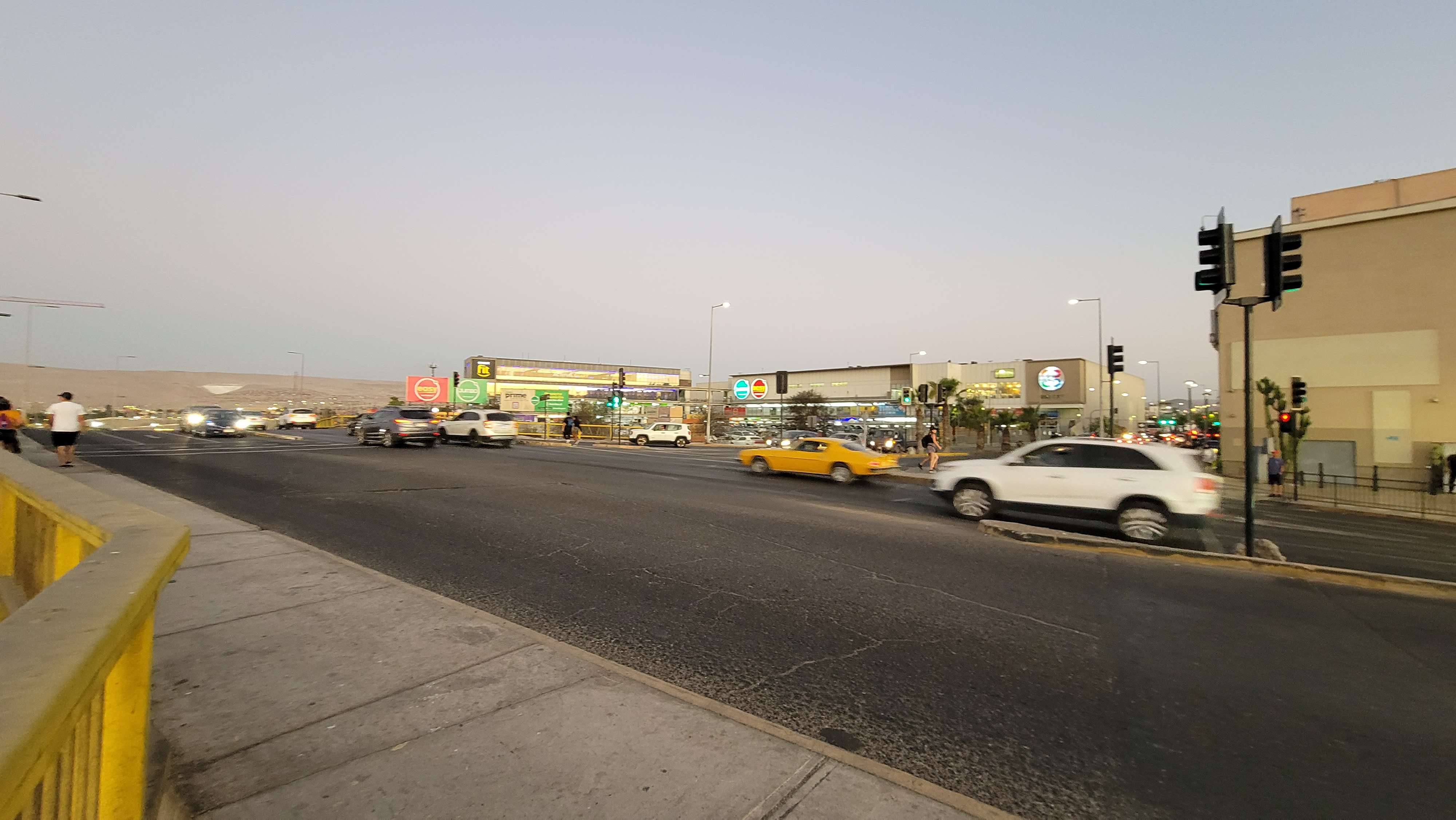 How Arica beach looks like pictures from the area