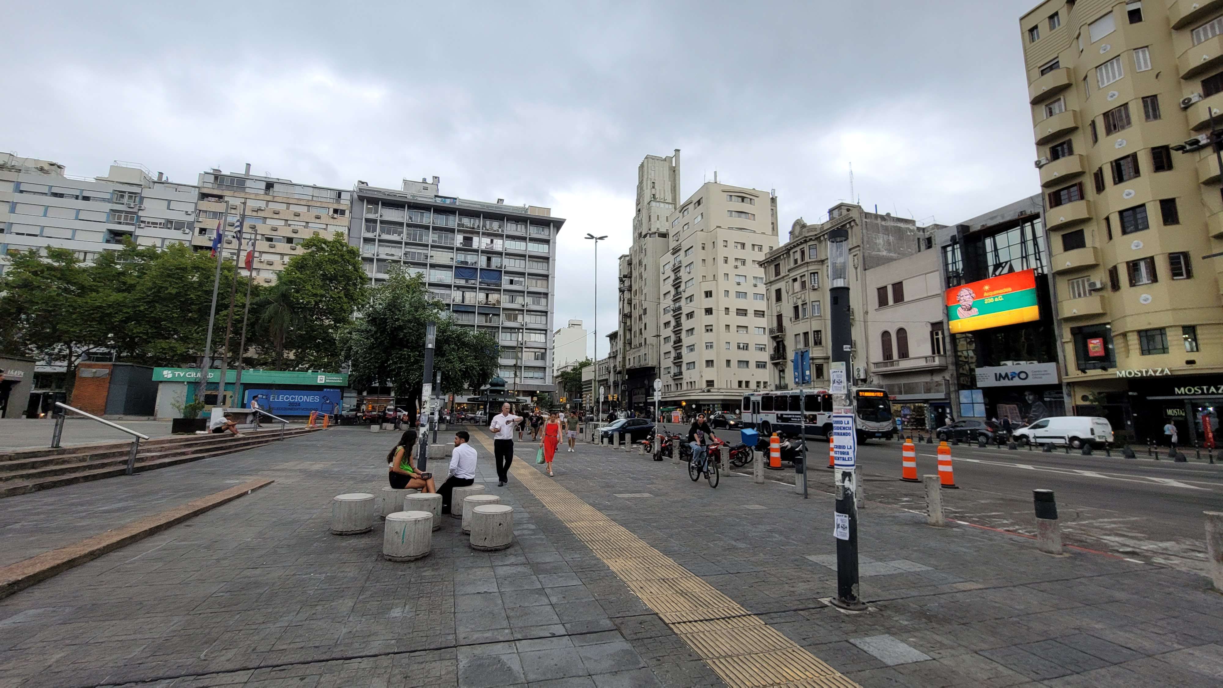 Random pictures from Montevideo Uruguay city center
