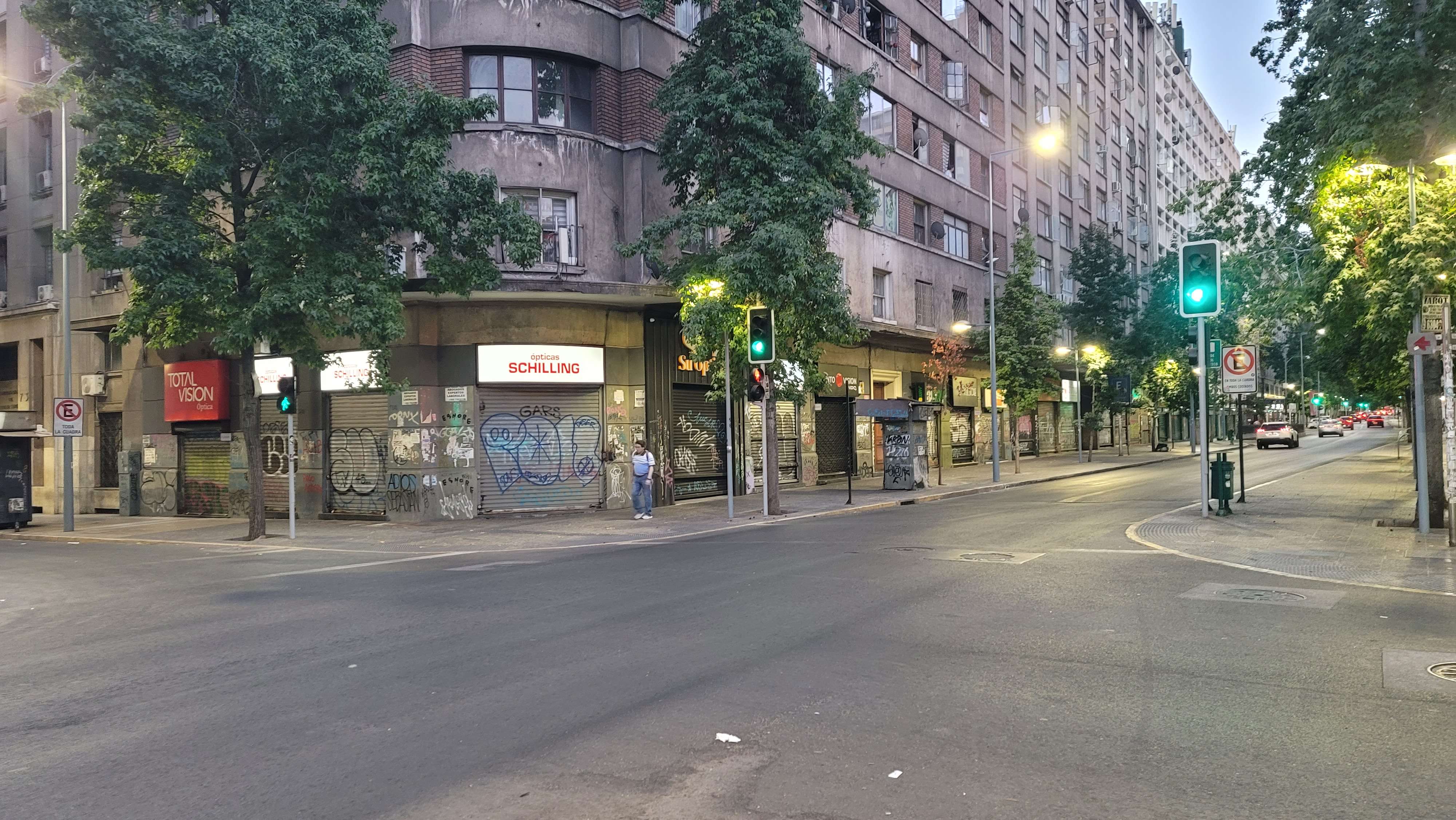 Why there is graffiti all over Santiago Chile