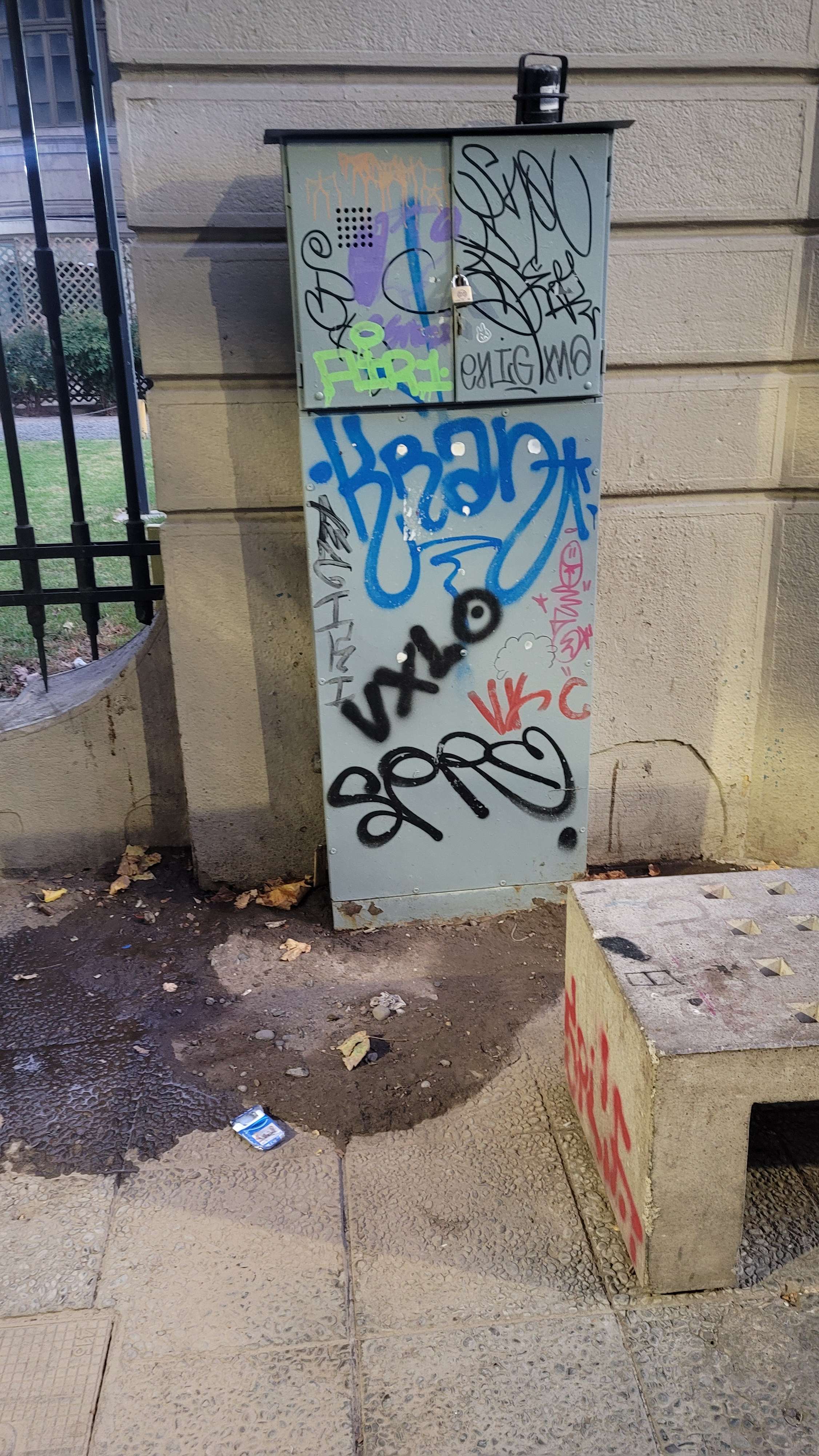 Why there is graffiti all over Santiago Chile