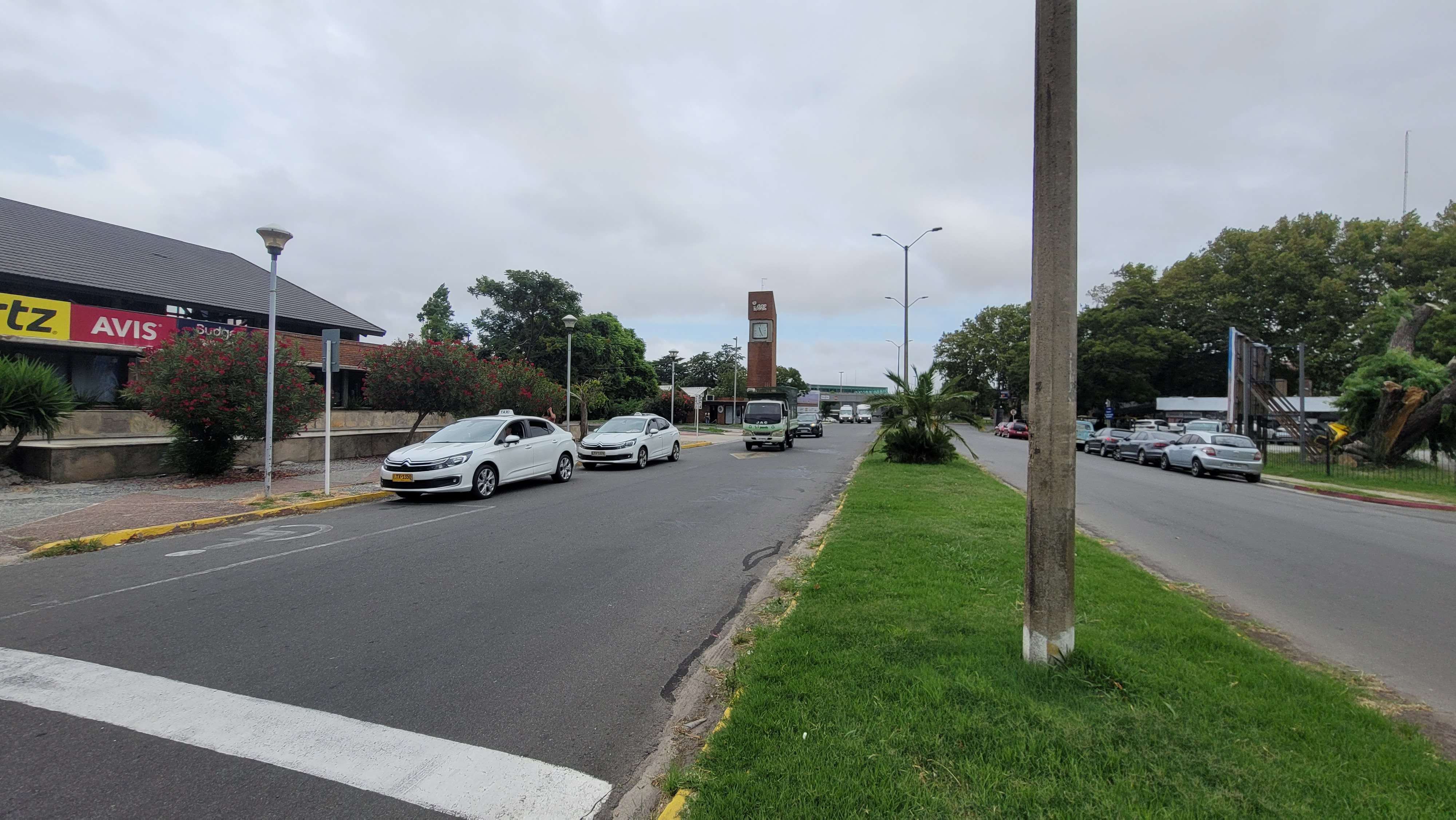 Traveling from Colonia de Sacramento to Montevideo Uruguay by bus
