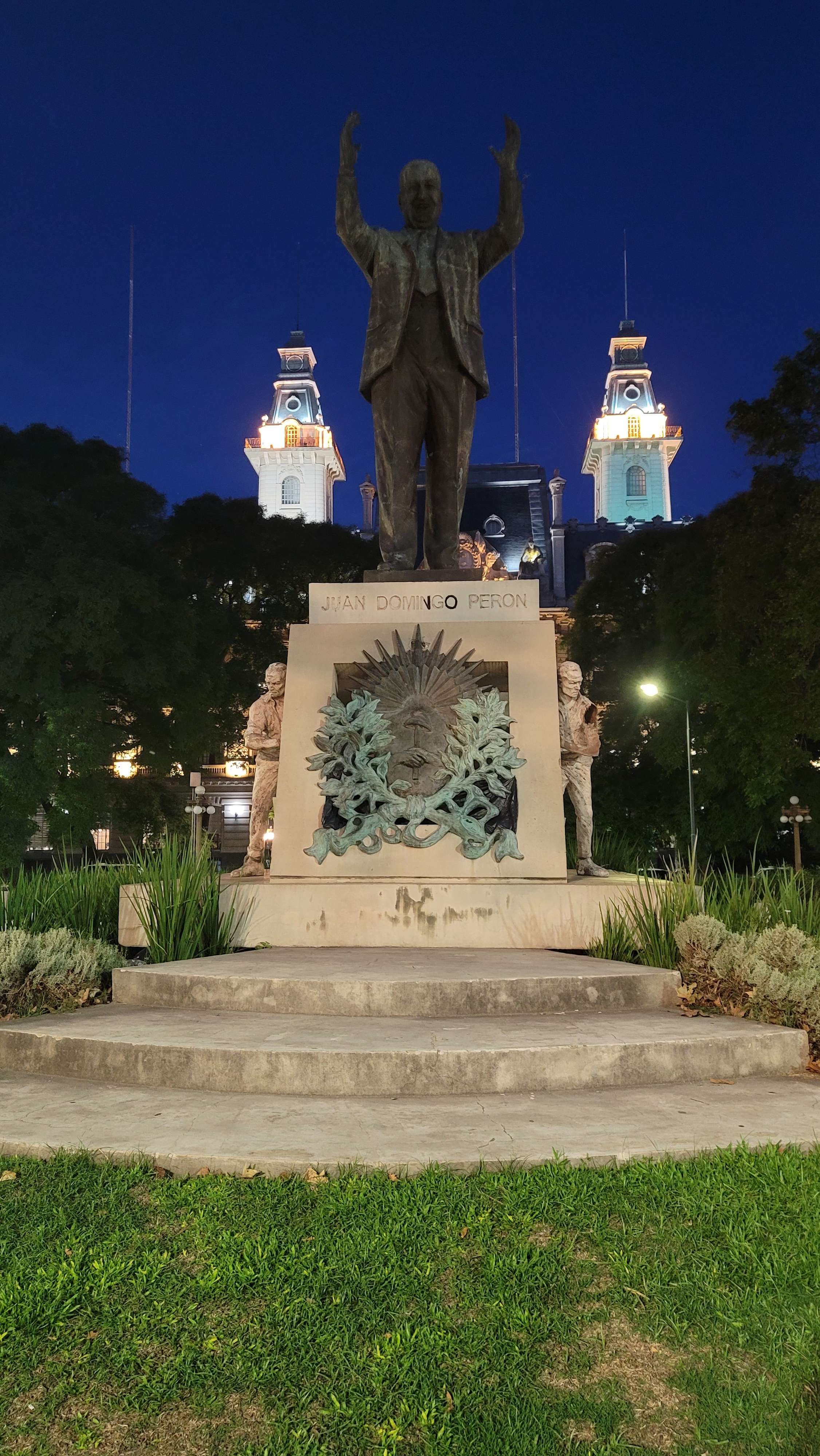 Plaza President Juan Domingo Pern