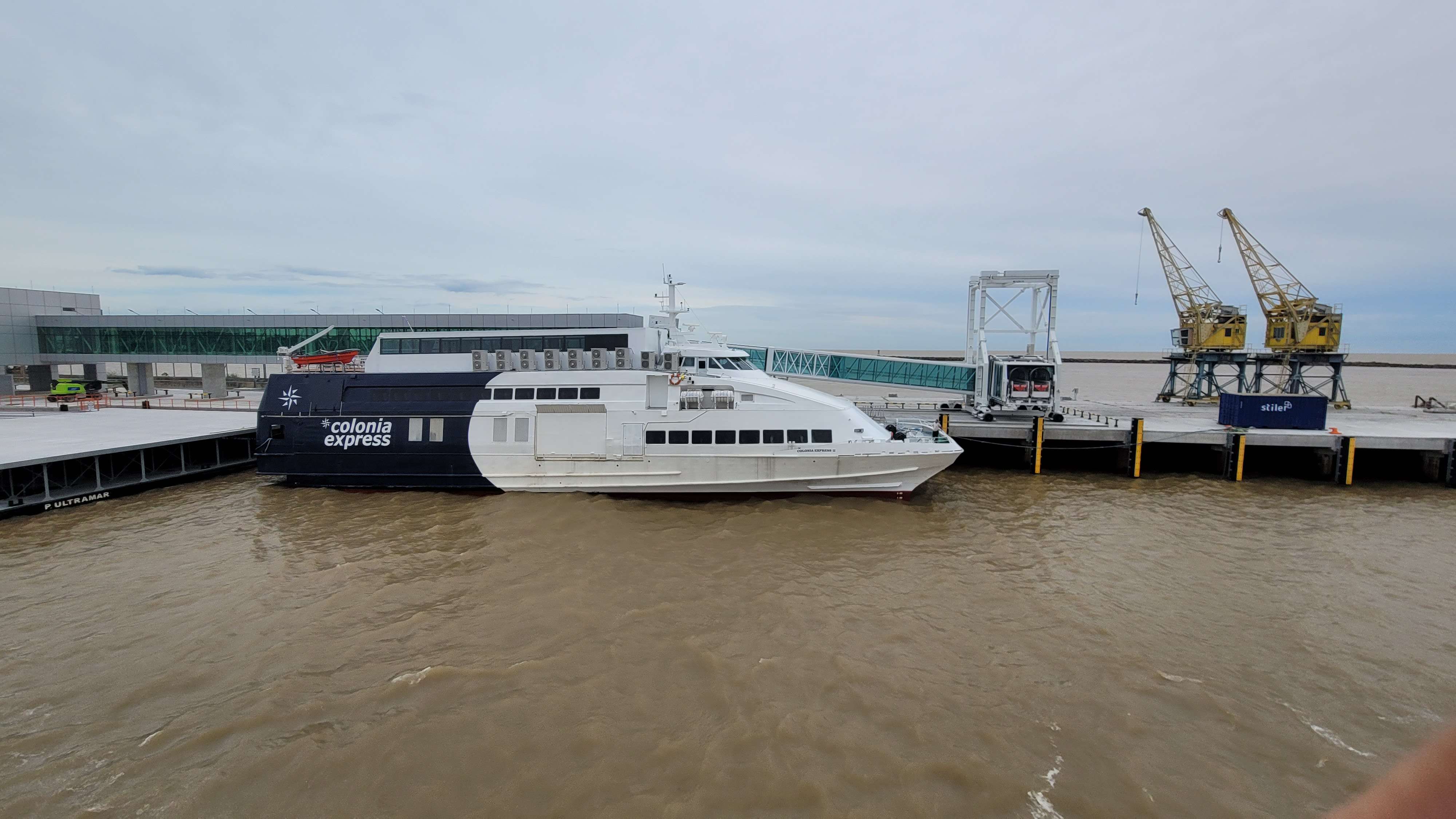 How to travel from Buenos Aires Argentina to Colonia de Sacramento Uruguay