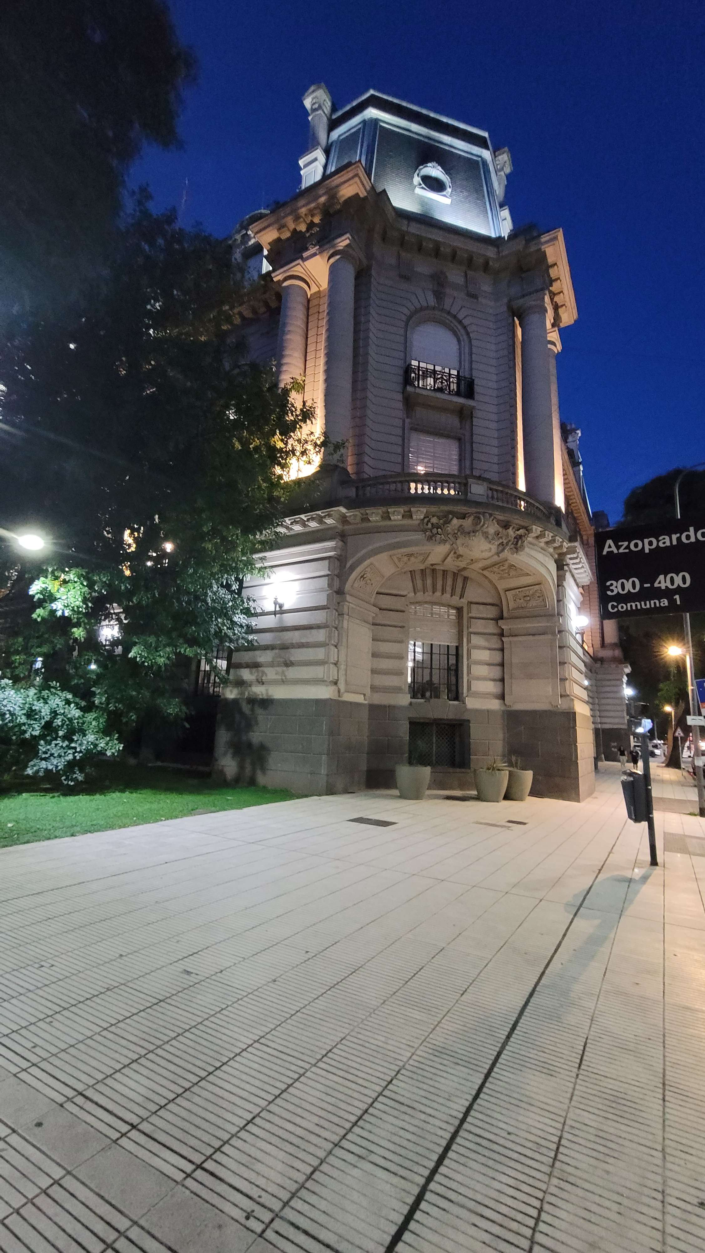 Plaza President Juan Domingo Pern