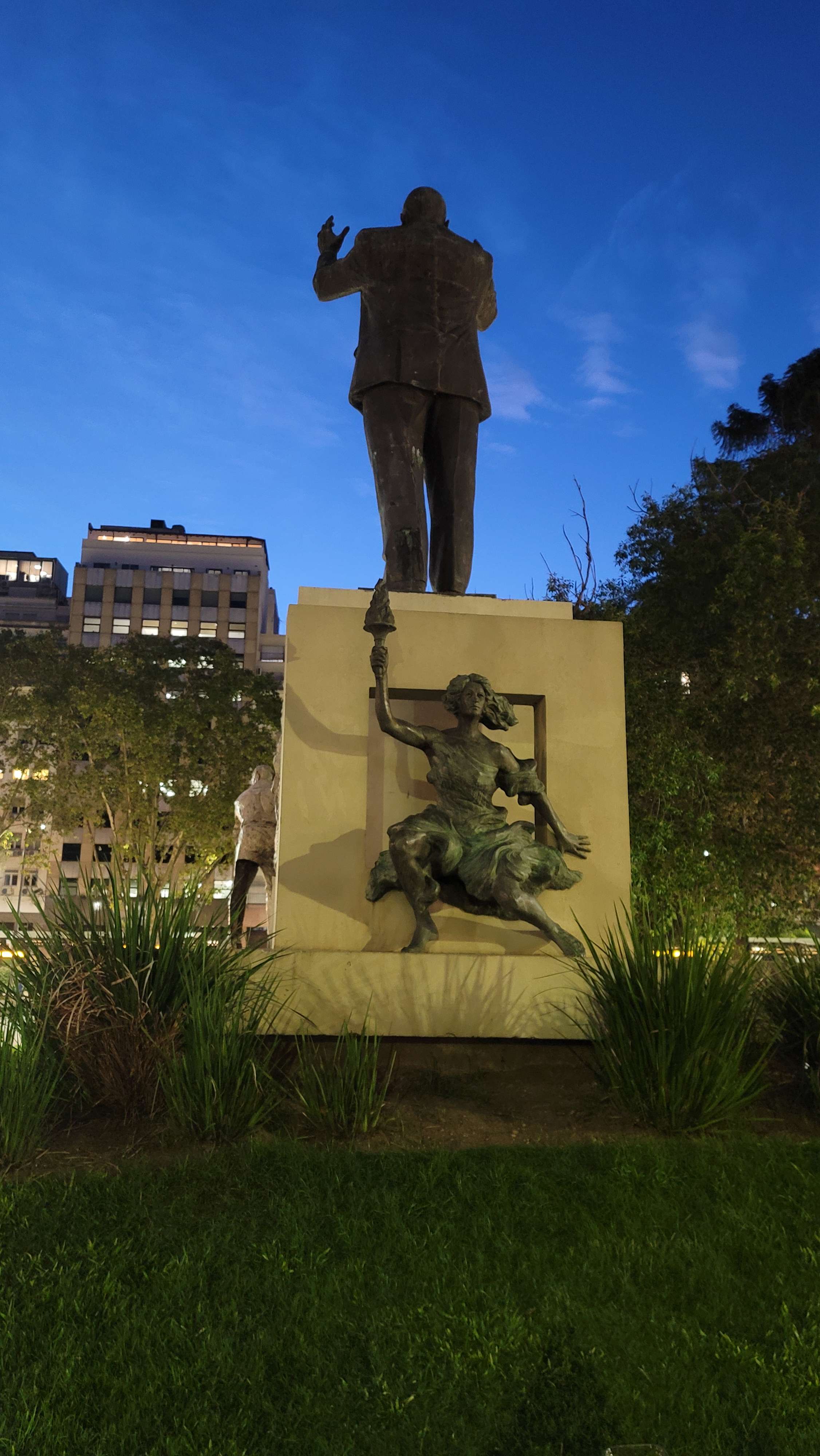 Plaza President Juan Domingo Pern