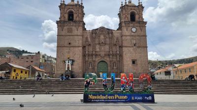 Plaza Mayor de Punoat the day
